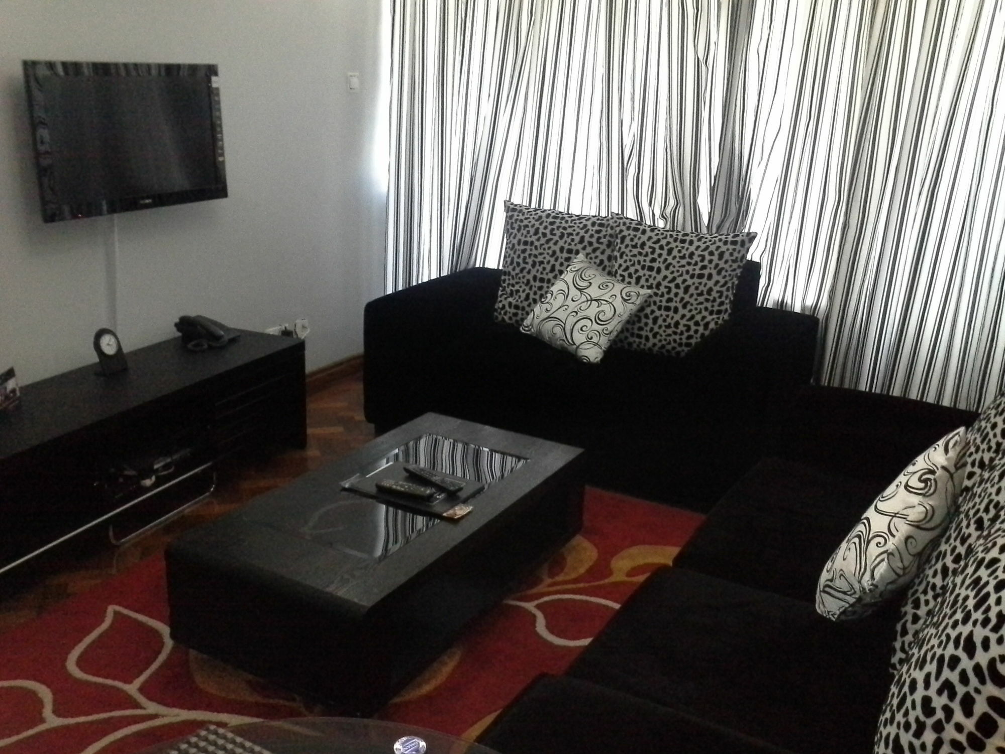 Meltonia Luxury Suites Nairobi Exterior foto